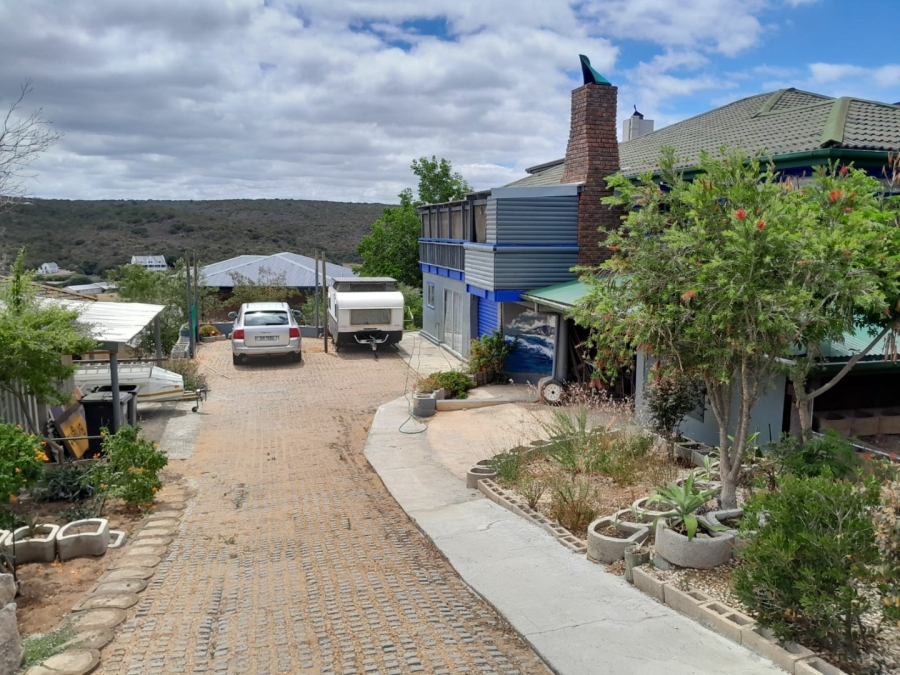 3 Bedroom Property for Sale in Stilbaai Wes Western Cape